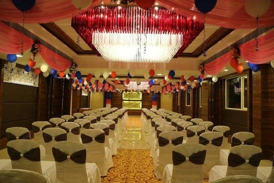Hotel Manorama Vijayawāda Esterno foto
